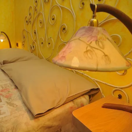 乡村民宿 蒙蒂塞洛乡村别墅 Monticello d'Alba